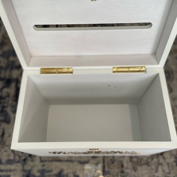 PERSONALIZED WEDDING THANK YOU BOX - Picture 5 of 10